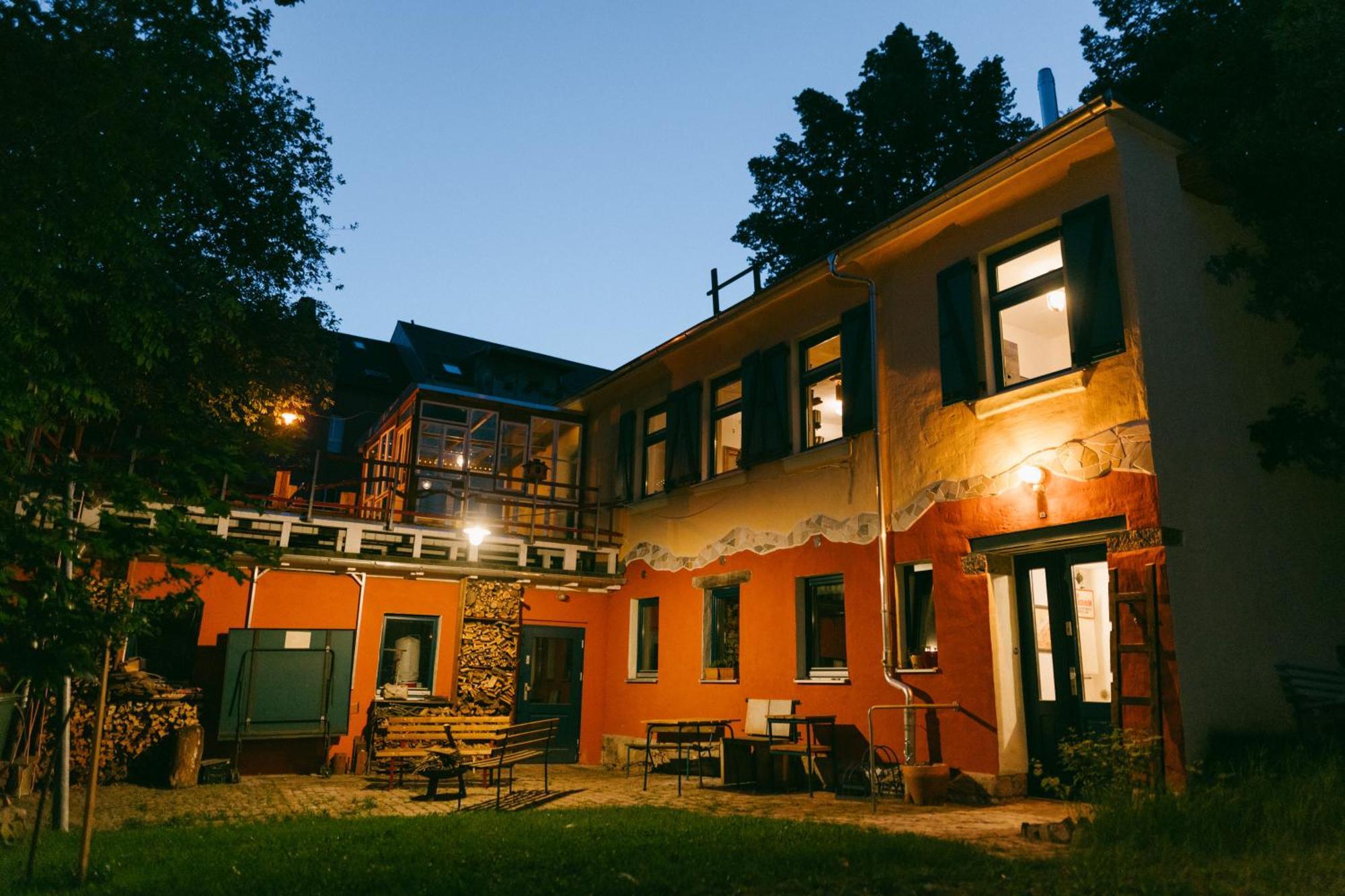 The Upholstery Tinyhouse Deluxe Eco Chalet Kreativ Citynah Chemnitz Exterior foto
